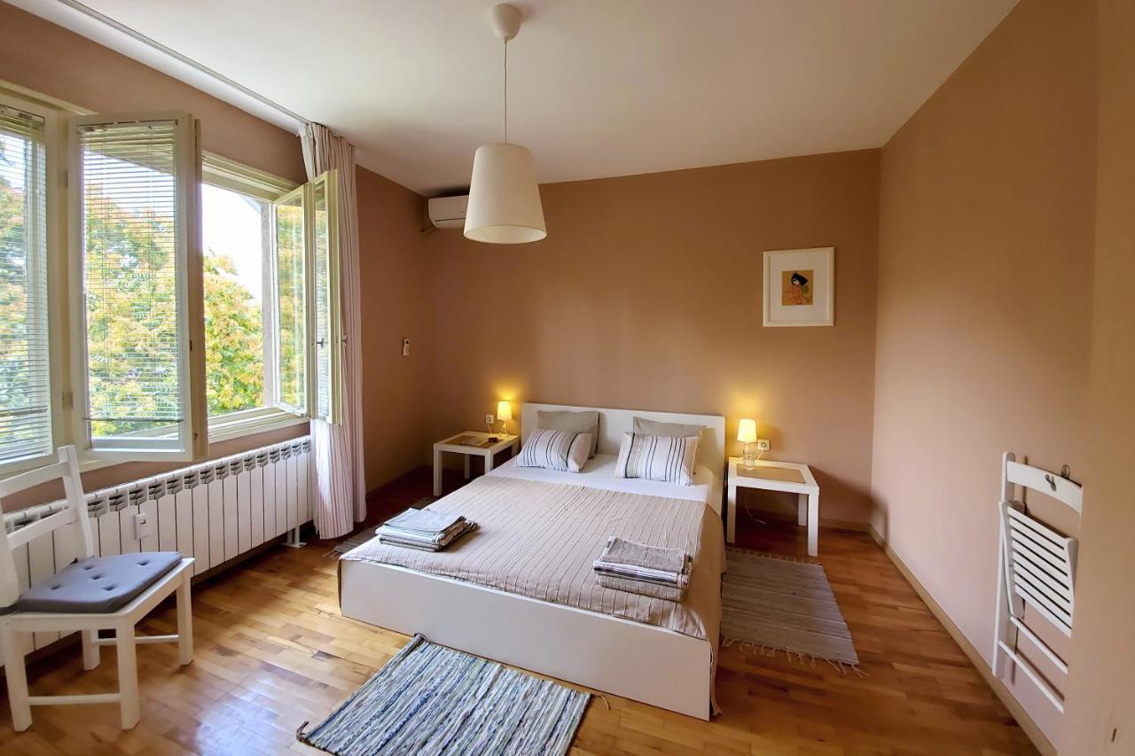 Sunny Central Apartment Sofia Exteriör bild