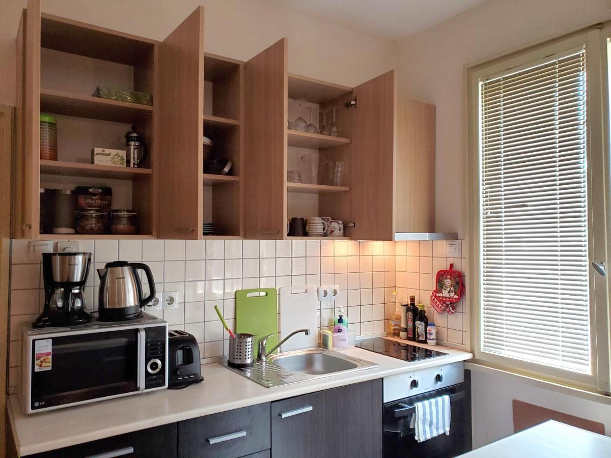 Sunny Central Apartment Sofia Exteriör bild